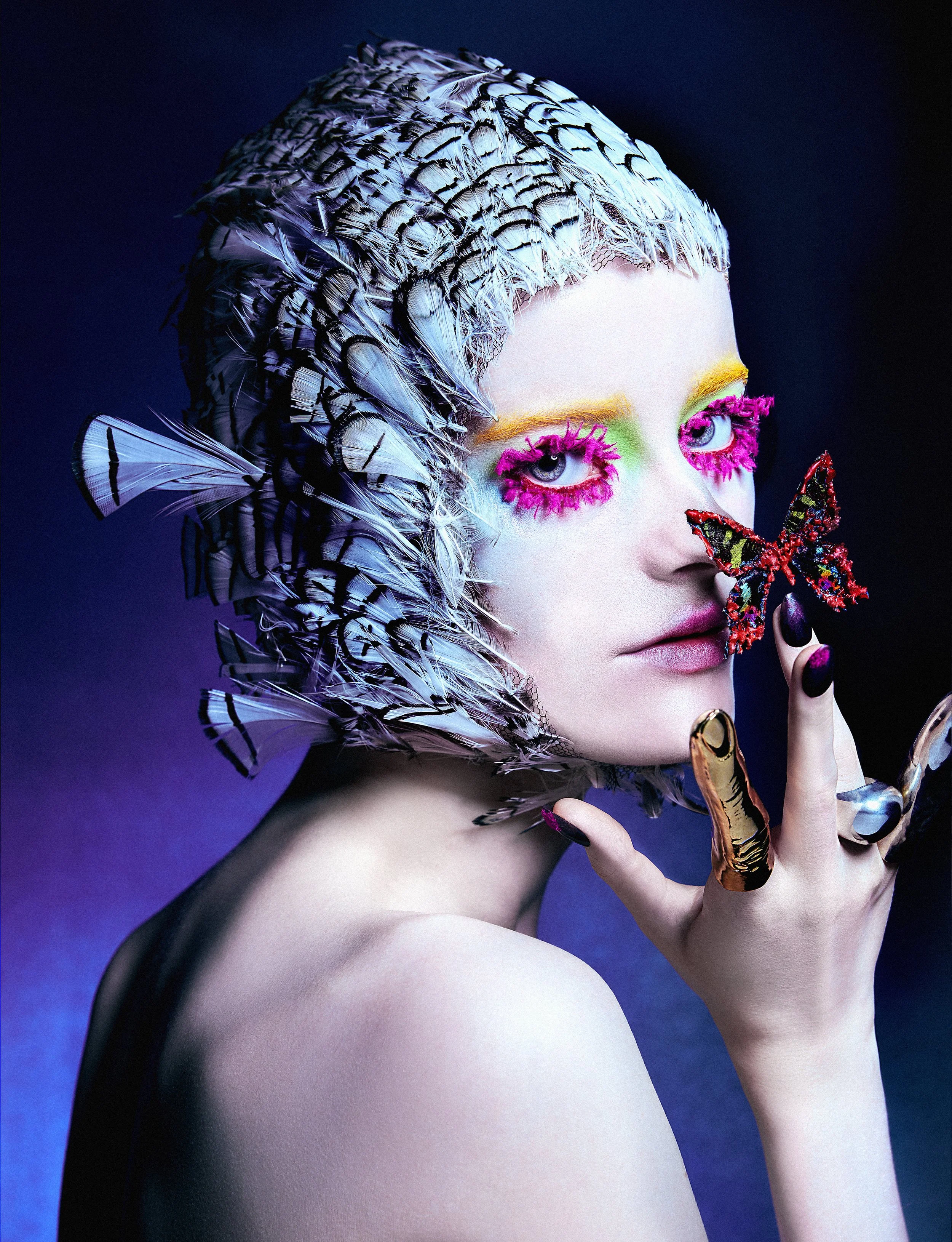 chrysalis　アートポスター EXCLUSIVE PRINT EDITORIAL 'CHRYSALIS' BY SOPHIA MULDER — Numéro